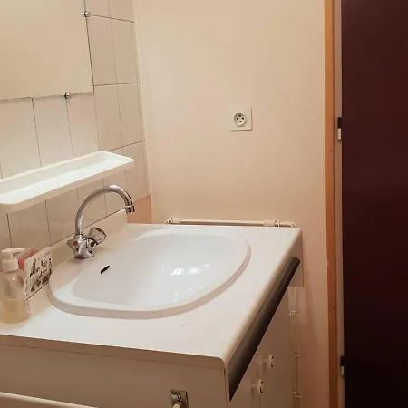 4 Personnes Hyper-centre - Fr-1-234-299 Cauterets