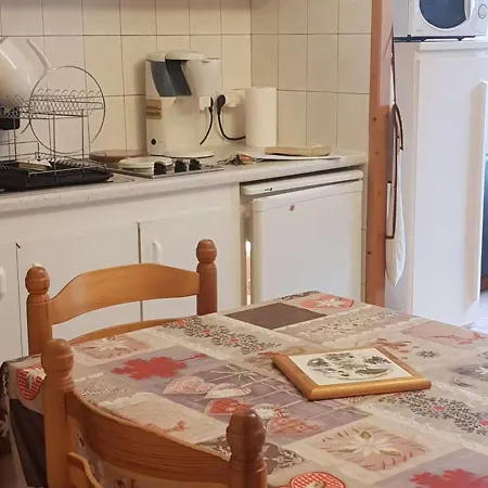 4 Personnes Hyper-centre - Fr-1-234-299